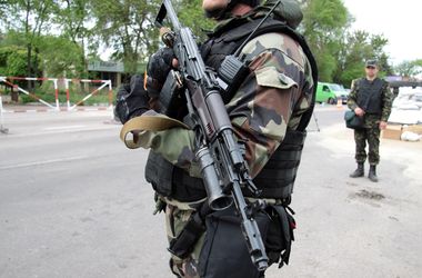 В Ровеньках вооруженные активисты пытались захватить райотдел милиции