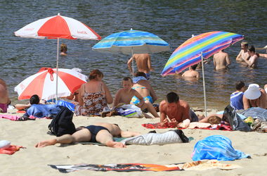 Киевские пляжи опасны для отдыхающих – санэпидемстанция