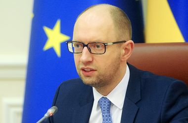 Яценюк обещает провести честные и прозрачные выборы