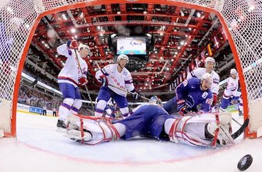 Французы по буллитам обыграли норвежцев на чемпионате мира по хоккею