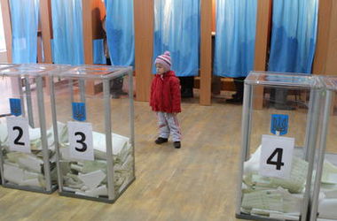Сколько кандидаты в мэры Киева потратили на выборы (инфографика)