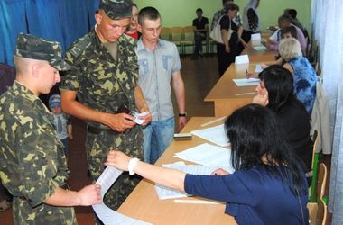 На избирательных участках Вооруженных Сил Украины выборы проходят без замечаний