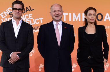 Брэд Питт присоединился к Анджелине Джоли на саммите в Лондоне