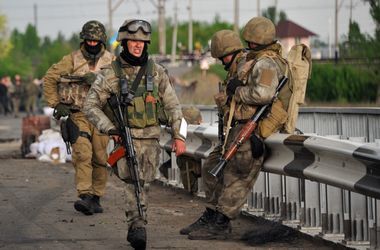 Силы АТО продолжают активное наступление на террористов – Турчинов
