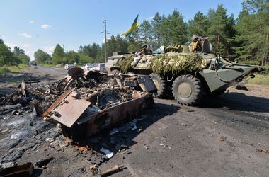 В Луганской области силы АТО уничтожили автоколонну террористов