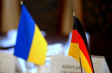 Германия ждет от России перемирия в Донбассе