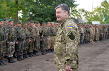 В бою на Донбассе погибли 8 и ранены 50 военных, - СНБО