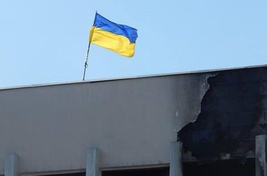 Силы АТО вошли в Северодонецк, над мэрией снова украинский флаг