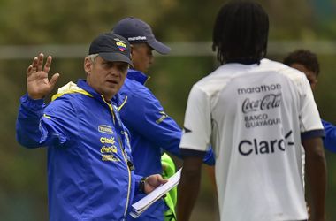 Эквадор попрощался с главным тренером