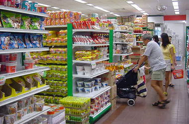 В РФ надумали ограничить количество импортных товаров в магазинах