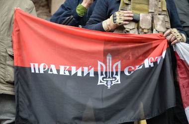 Под Донецком убили 12 активистов "Правого сектора"