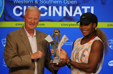 Серена Уильямс выиграла турнир в Цинциннати