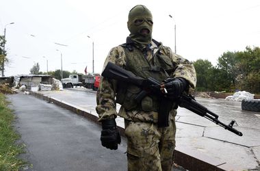 События в Донбассе: восточные блокпосты Мариуполя обстреливают из "Градов"