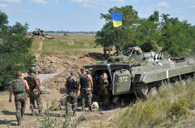 Украинские пограничники вырвались из окружения возле Амвросиевки