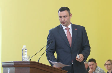 Кличко отстранил от должности главу КП "Киевтранспарксервис"