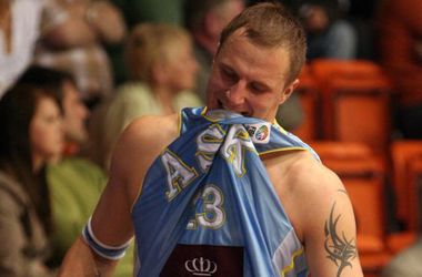 Экс-игрок БК "Донецк" убил жену и покончил с собой