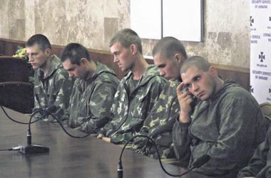 Российские десантники, "заблудившиеся" на украинской границе, снова собираются на службу