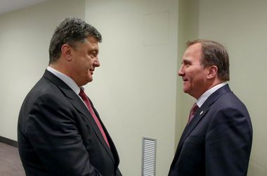 Порошенко призвал Швецию предоставить Украине безвизовый режим