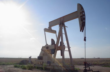 Из-за падения цен на нефть Ближнему Востоку придется "затянуть пояса" - МВФ