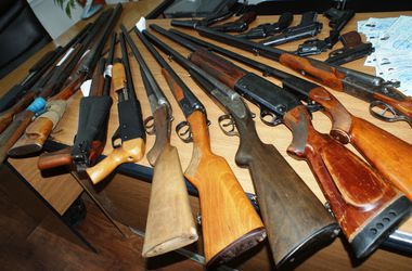 В МВД отчитались, сколько оружия сдали украинцы