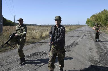 Из плена боевиков освобождены 9 человек - Порошенко