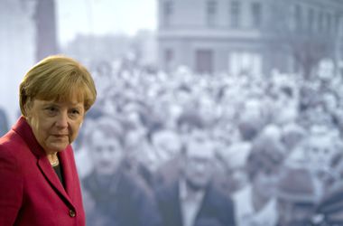 Меркель встретилась с Горбачевым, чтобы поговорить об Украине