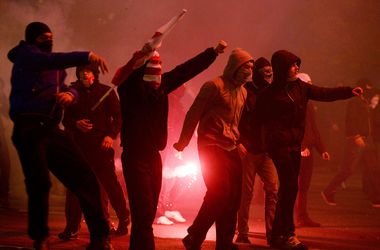 В Варшаве митингующих разгоняли водометами и резиновыми пулями
