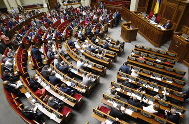 В коалиционном соглашении предлагают закрепить отмену внеблокового статуса Украины