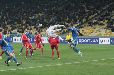 Яркие кадры матча Украина - Литва 0:0