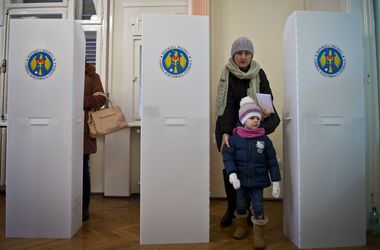На выборах в Молдове пока лидируют социалисты