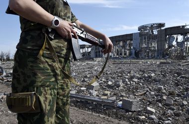 &lt;p&gt;&lt;strong&gt;&lt;span style=&quot;font-size: large;&quot;&gt;Украинские военные и боевики договорились о прекращении огня с 5 декабря, фото AFP&lt;/span&gt;&lt;/strong&gt;&lt;/p&gt;