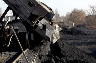 На границе с РФ простаивают 200 вагонов угля для Украины