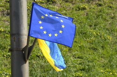 Евросоюз выделил Украине еще полмиллиарда евро помощи
