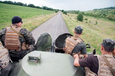 За  прошедшие сутки  ранены 7 украинских военных  - СНБО