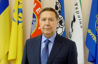 Коньков поблагодарил Платини за решение крымского вопроса
