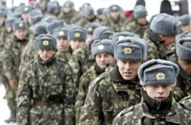 Киевлянам начали активно присылать повестки в армию