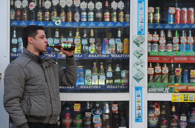 Алкоголь ночью в Киеве: будет или запретят?