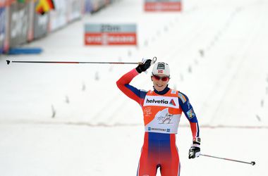 Весь подиум гонки преследования на "Тур де Ски" заняли норвежки