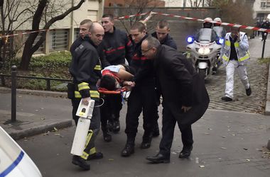 В Сети появилось видео нападения на редакцию Charlie Hebdo в Париже