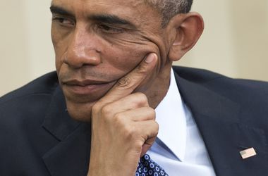 Обама решительно осудил теракт в Париже
