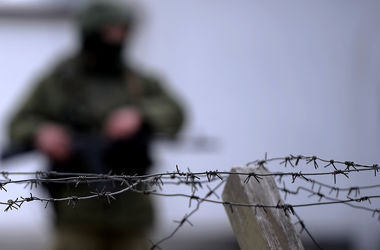 Украинскую границу сегодня пересекли две группы военных РФ – СНБО
