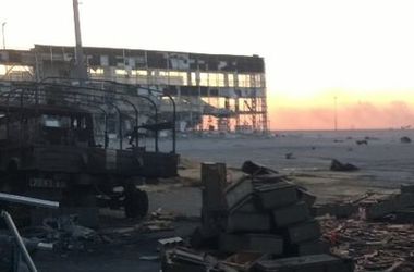 Под завалами Донецкого аэропорта могли остаться раненые "киборги" - Лысенко