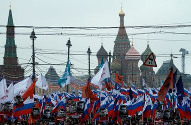 Акция в память о Немцове в Москве: за нарушение порядка задержано более 50 человек