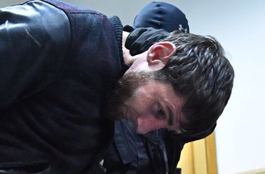 Обвиняемый по делу об убийстве Немцова пожаловался на язву