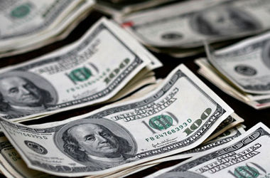 Межбанк закрылся небольшим падением курса доллара