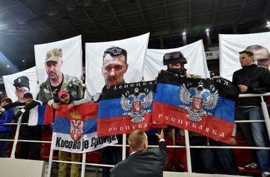УЕФА запретил России вывешивать на стадионе флаг "ДНР"