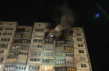 В Киеве из горящей многоэтажки эвакуировали 15 жильцов