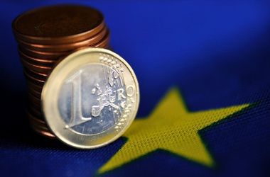 Еврокомиссия согласна выдать Украине 1,8 млрд евро на реформы