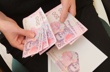 Депутатам повысили зарплату до 17,5 тыс грн - Павловский