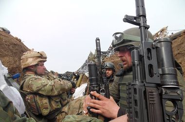 В Широкино идет бой, боевики применяют 120-мм минометы – полк "Азов"